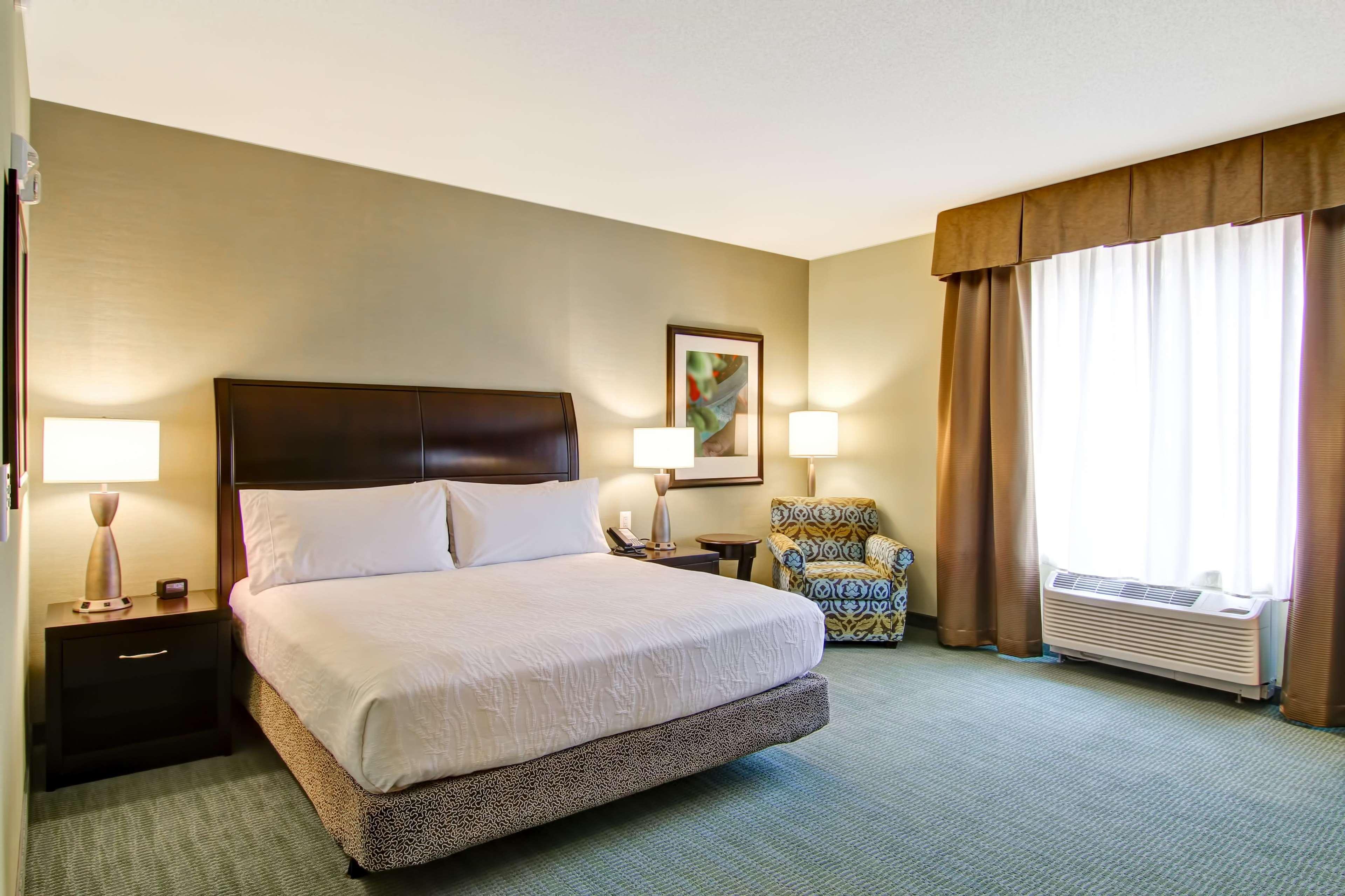 Hilton Garden Inn Woodbridge Luaran gambar