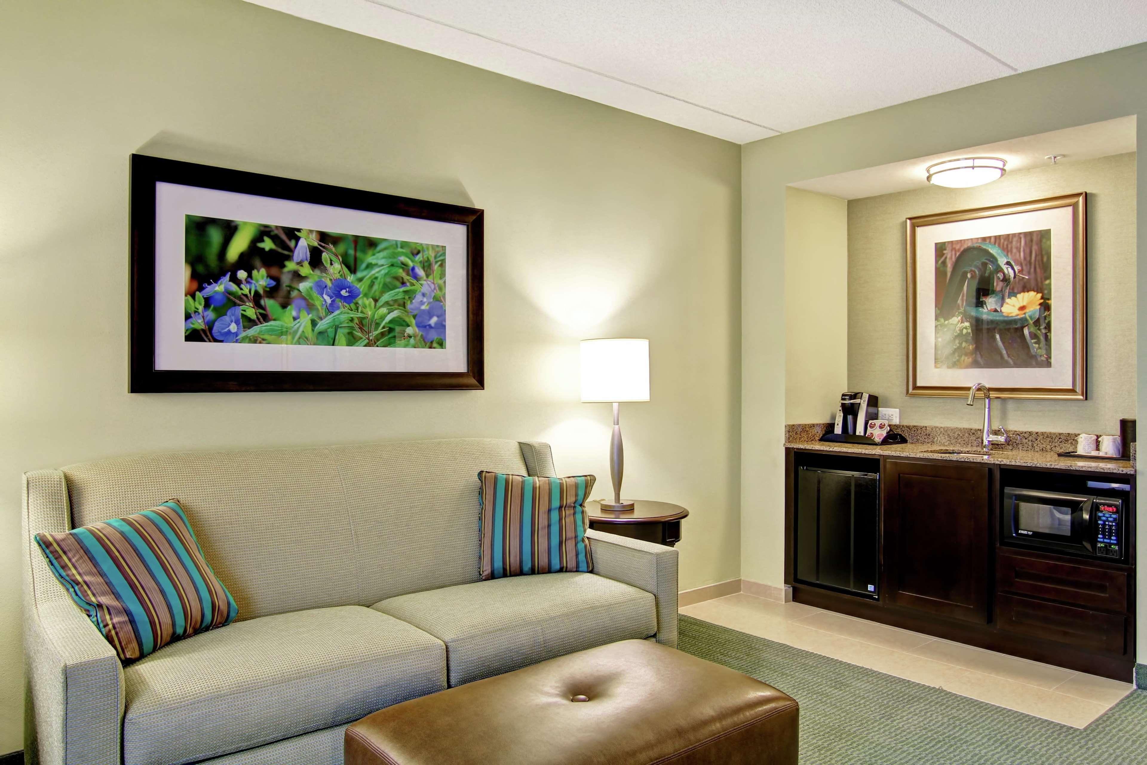 Hilton Garden Inn Woodbridge Luaran gambar