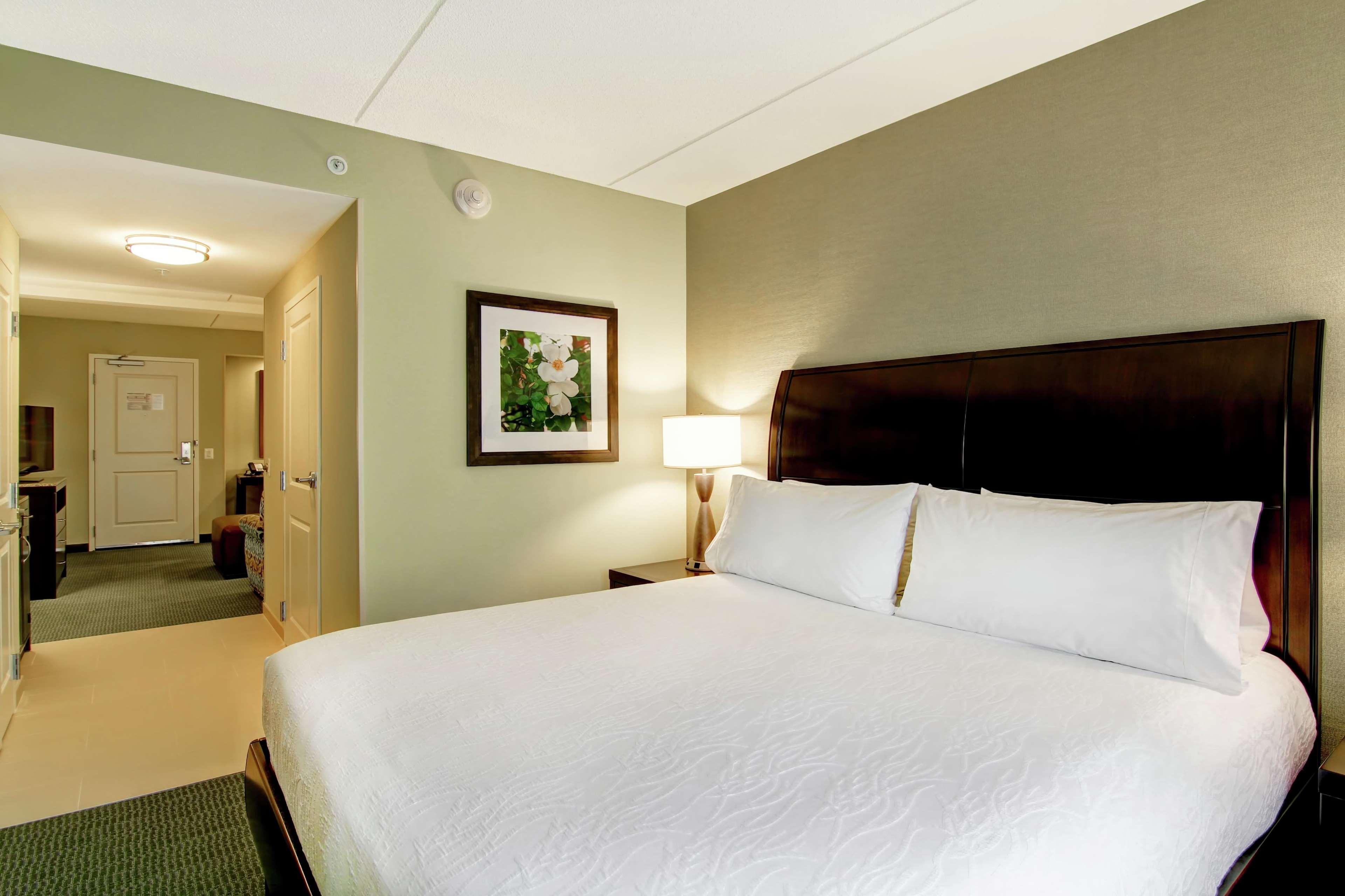 Hilton Garden Inn Woodbridge Luaran gambar
