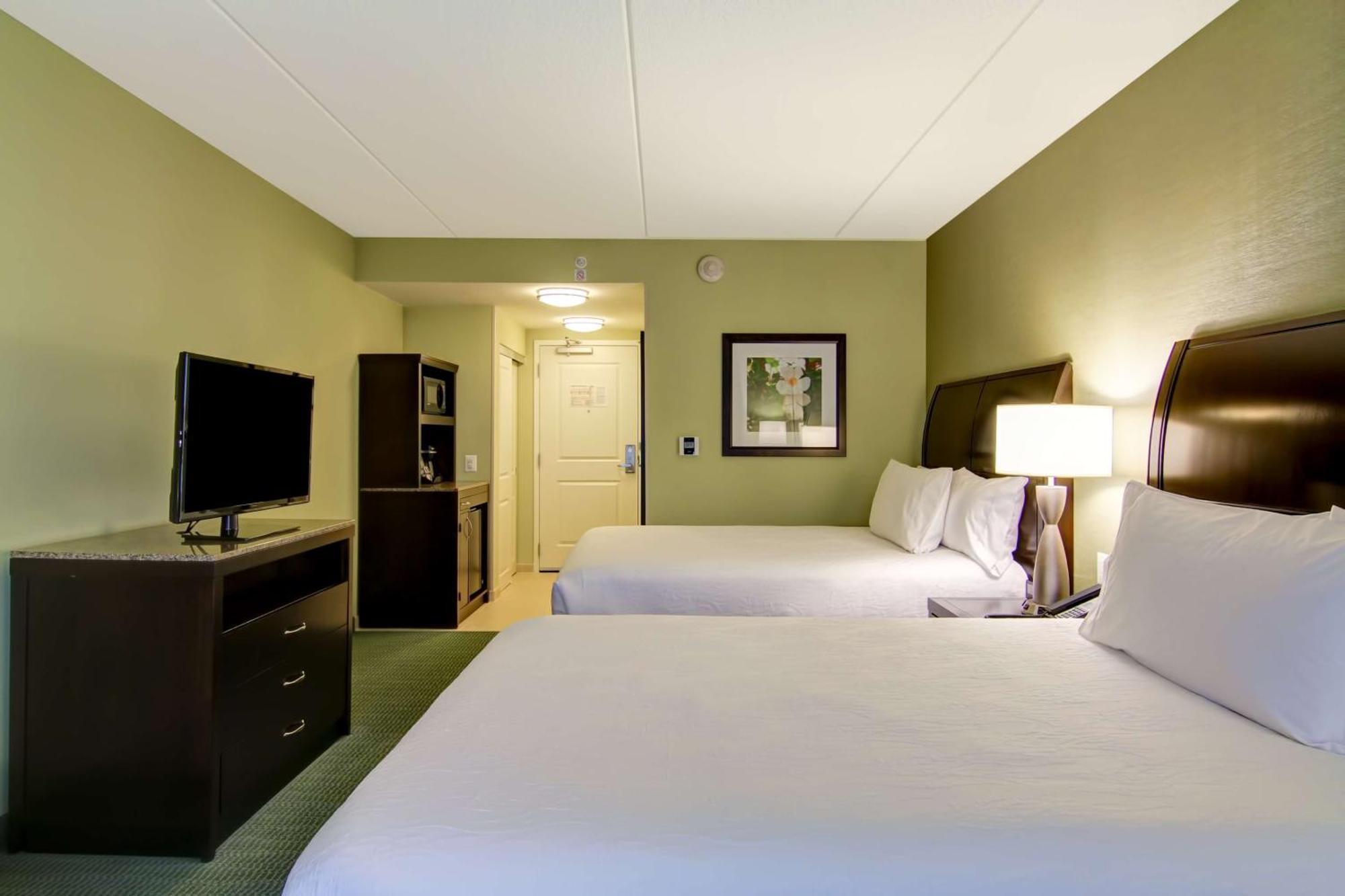 Hilton Garden Inn Woodbridge Luaran gambar