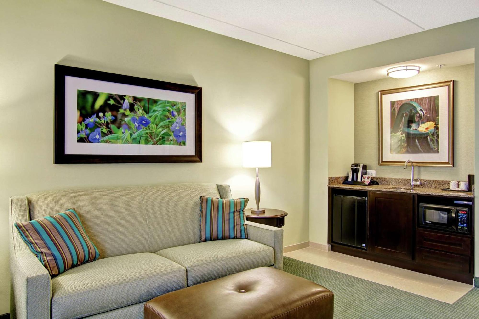 Hilton Garden Inn Woodbridge Luaran gambar